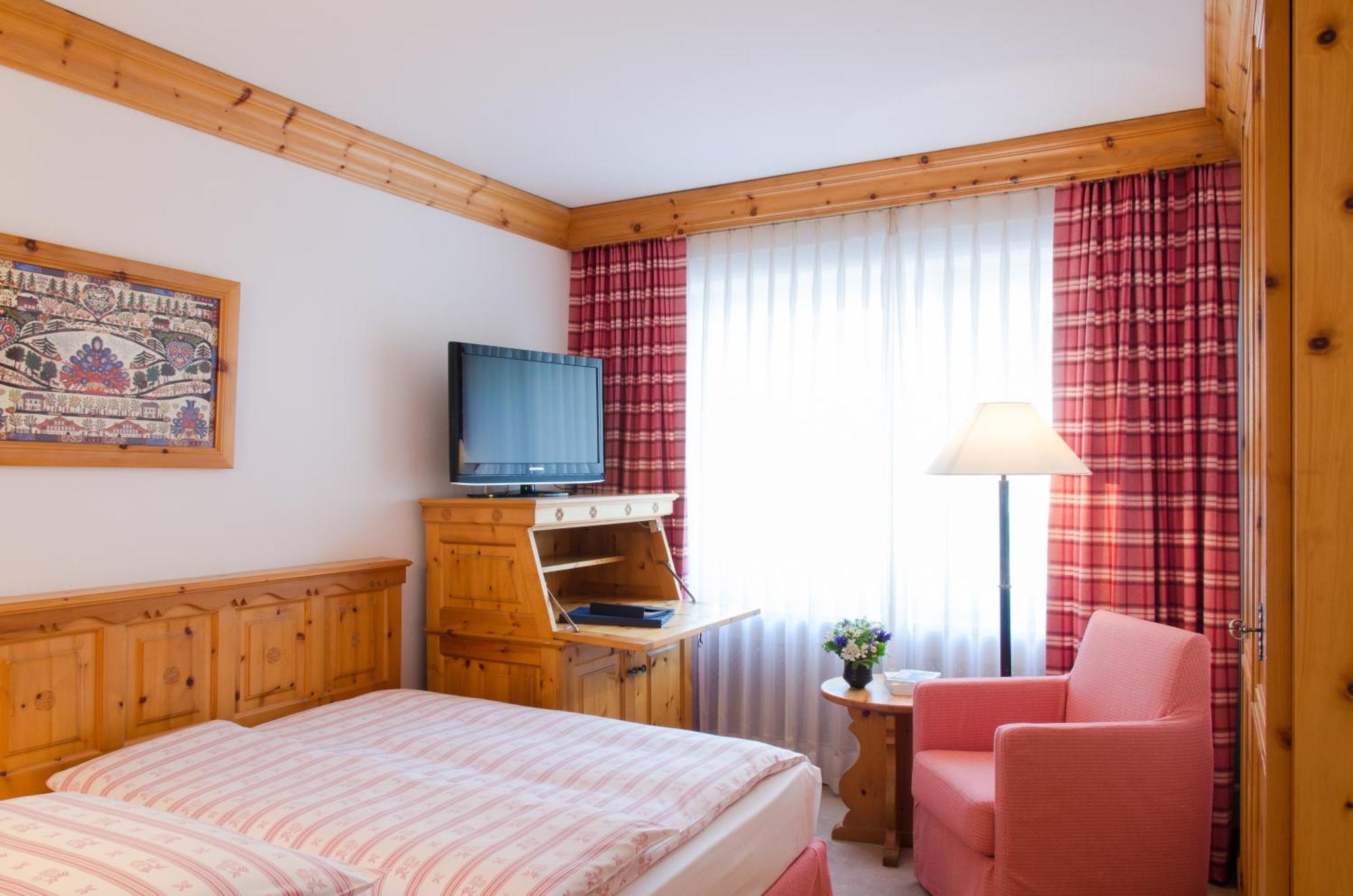 Crystal Hotel Superior St. Moritz Exterior foto